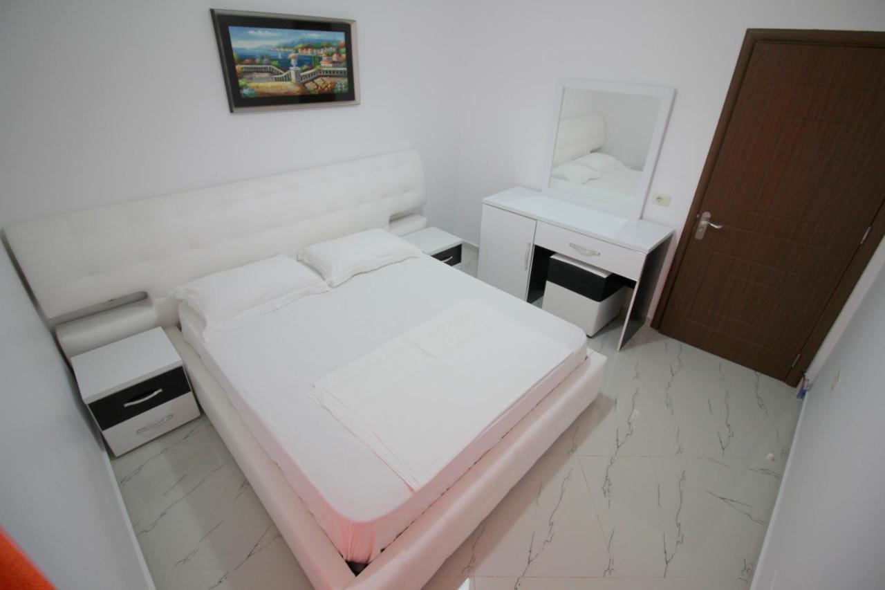 Klajdi Apartaments Σαράντα Εξωτερικό φωτογραφία