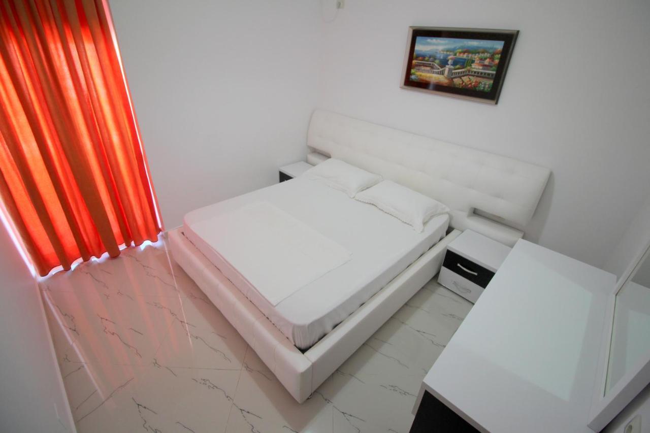 Klajdi Apartaments Σαράντα Εξωτερικό φωτογραφία