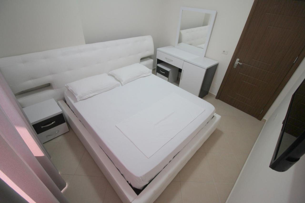 Klajdi Apartaments Σαράντα Εξωτερικό φωτογραφία