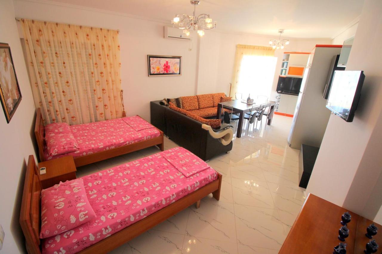 Klajdi Apartaments Σαράντα Εξωτερικό φωτογραφία